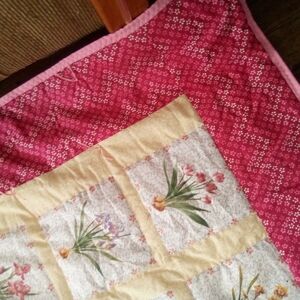 Floral Patchwork Quilt - Pink and Cream